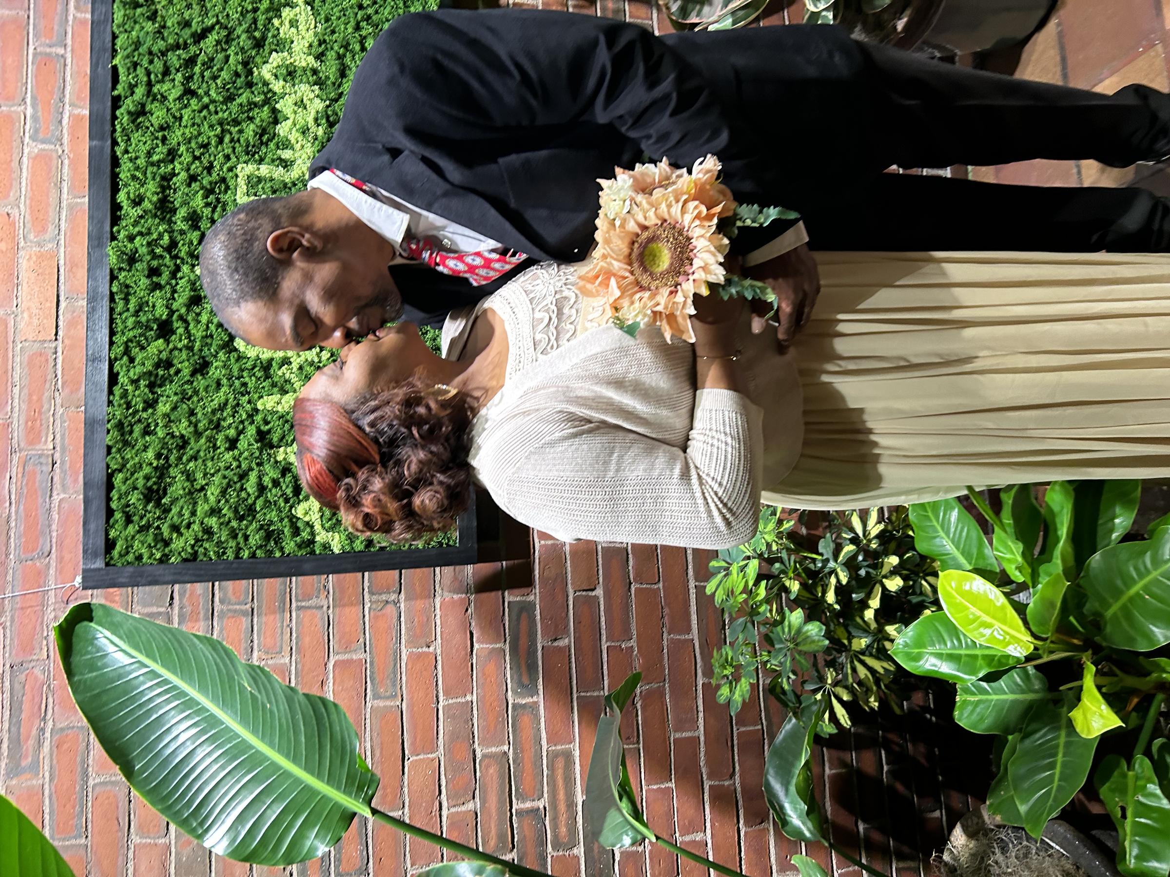 Derrick Edwards and Clara luz Reinoso Paulino 