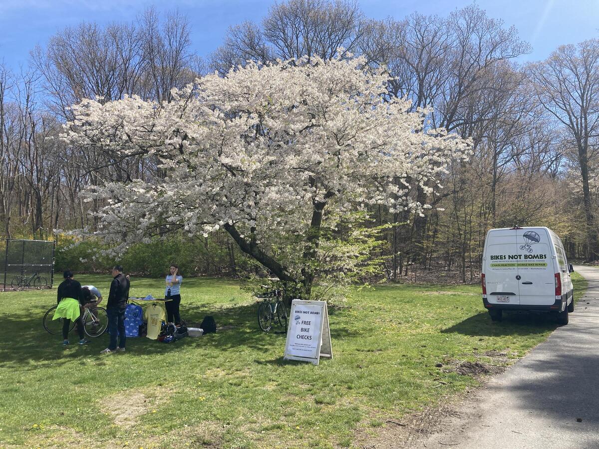 family bike day, Bikes not bombs van