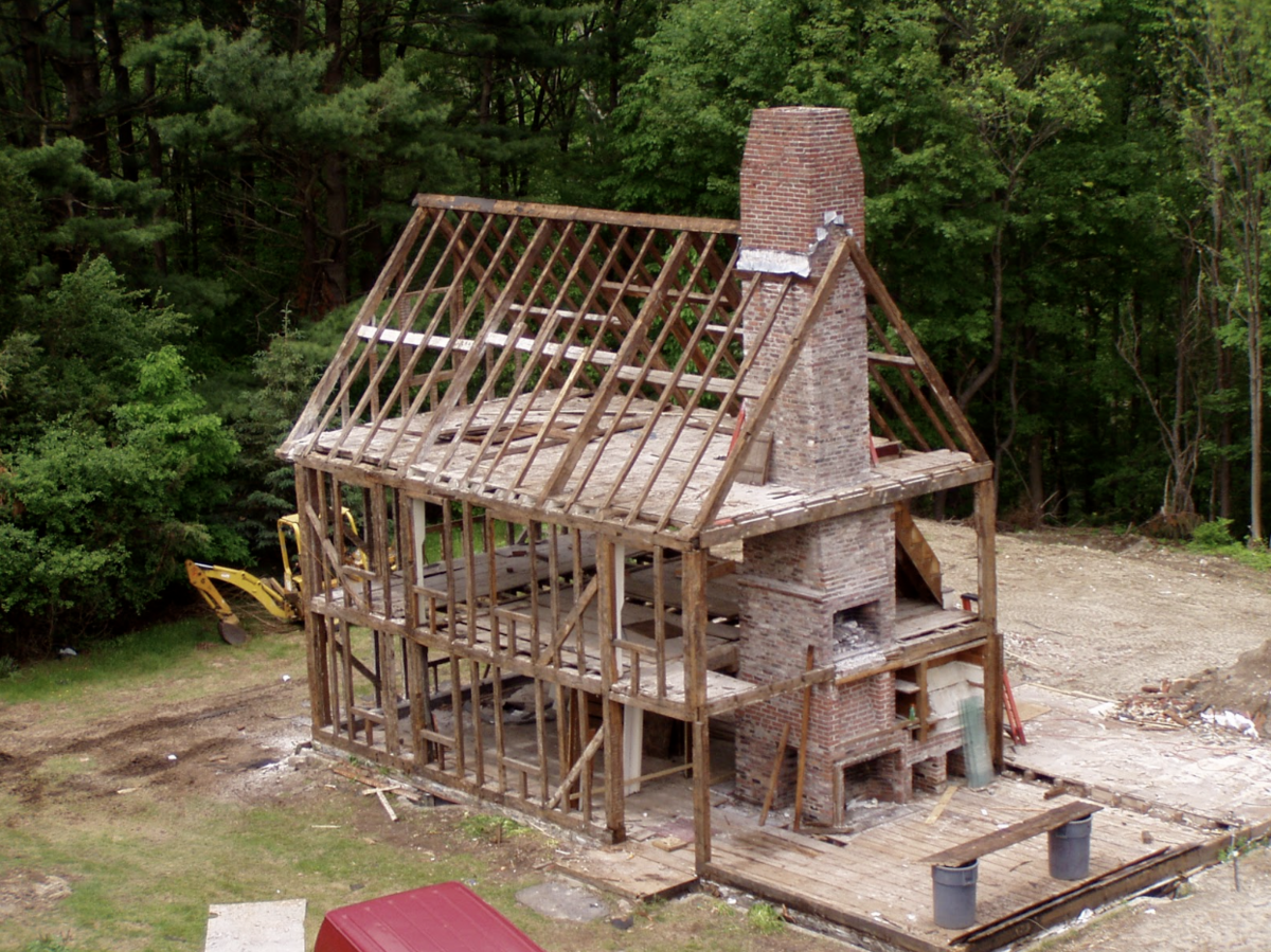  Capen House around 2006 in Milton after partial dismantling.