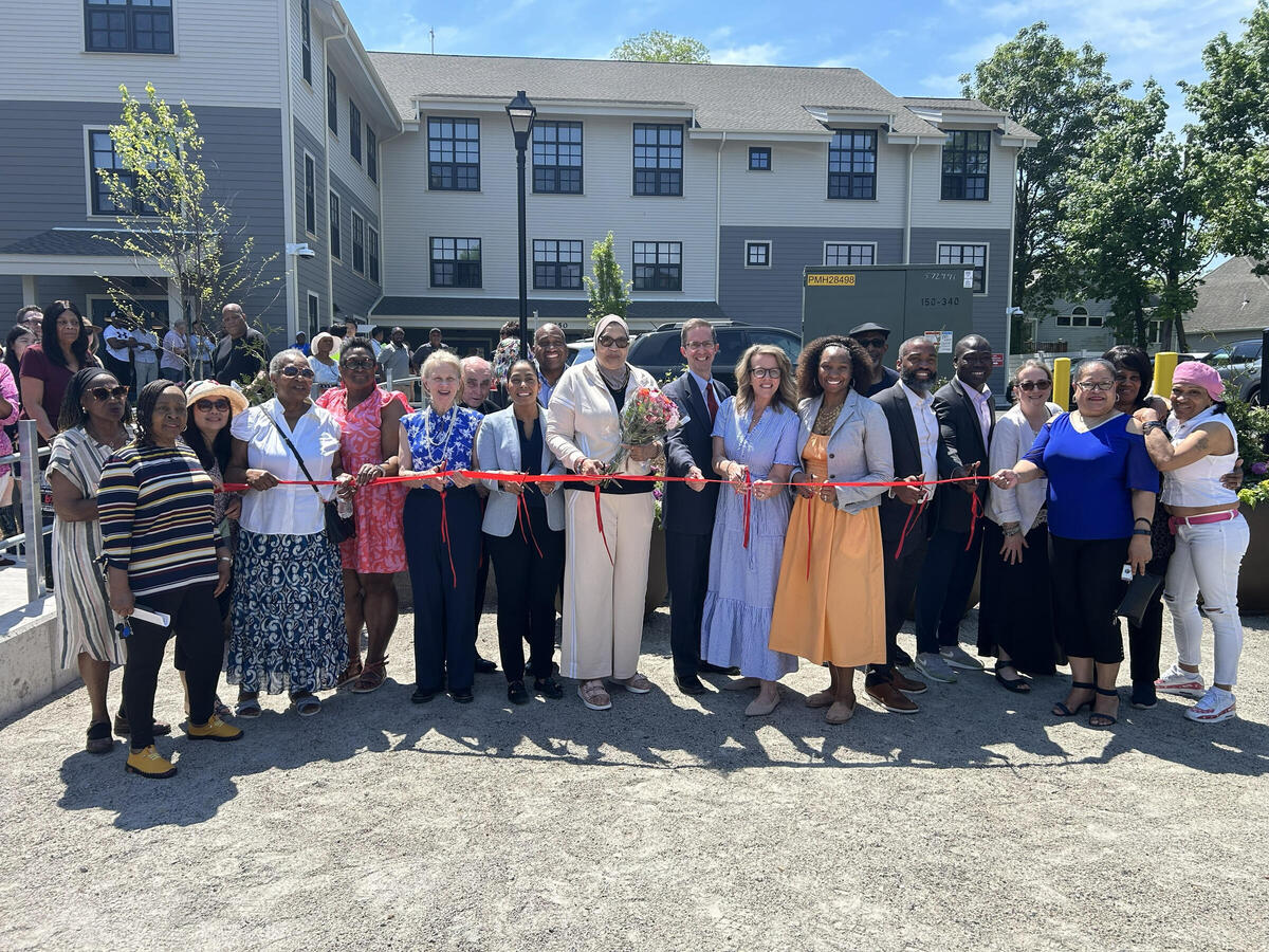 Ribbon Cutting at 150 River with residents, development teams and elected officials