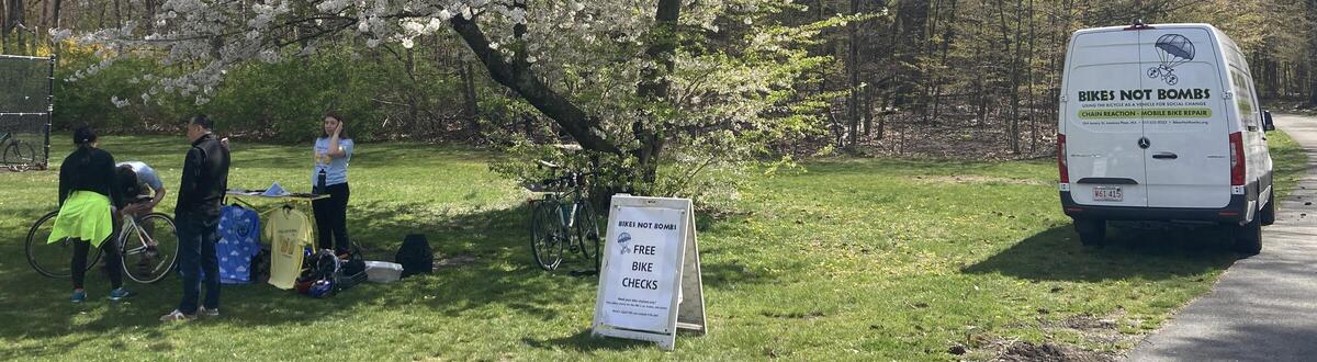 a phtoo from Franklin Park - Bikes not boms setting up bike tune up station