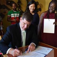 Image for mayor walsh signs the acoustic live entertainment ordinance 